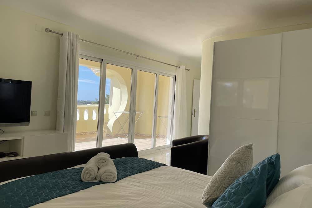 Foto 5 von 30: Luxusvilla, privater beheizter Pool & Gärten mit atemberaubendem Meerblick über Vilamoura