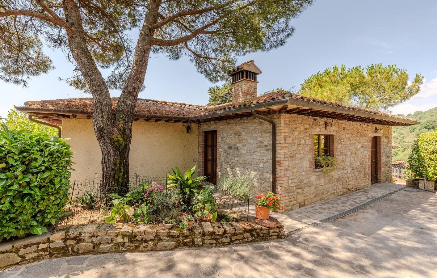 Foto 2 von 40: Gemütliche Wohnung mit Pool & Garten, 1km zum Monte Santa Maria Tiberina