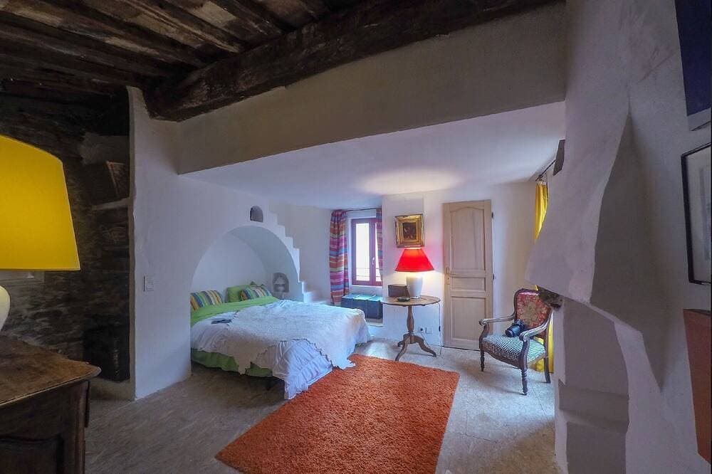 Foto 3 von 30: Charakterhaus mit Pool und Terrassen – Dorfzentrum, Golf von Saint-Tropez