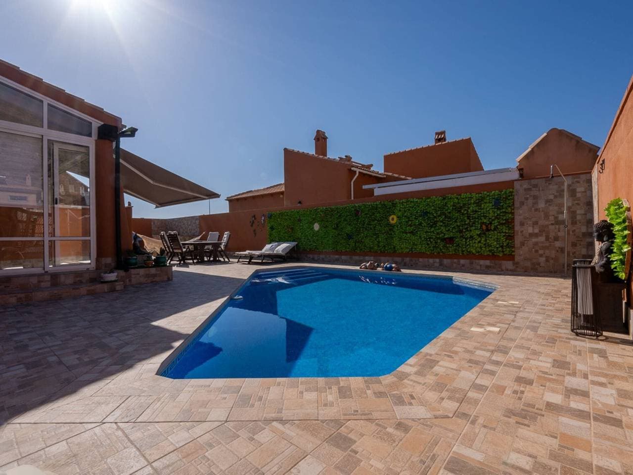 Villa in Fortuna mit privatem Pool 1