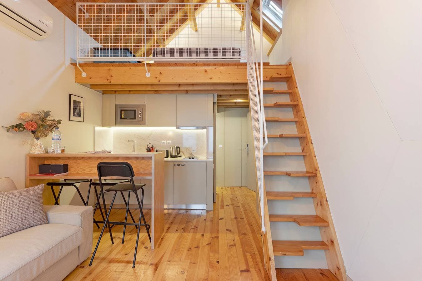 Orange Apartments B 1