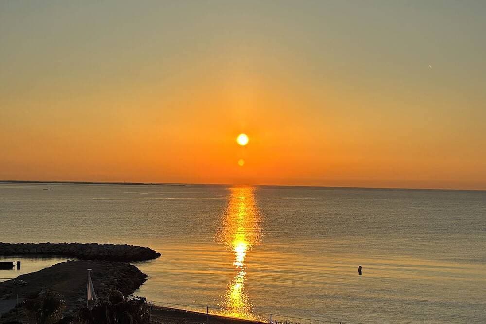Foto 11 von 18: Évasion Azuréenne - T2 high floor with panoramic sea view in Cagnes-sur-Mer