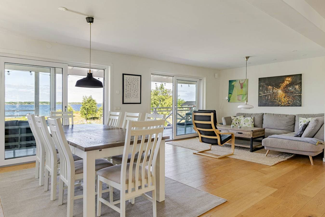 Foto 10 von 37: Modernes Ferienhaus mit Aussicht und eigenem Boot auf Aspö