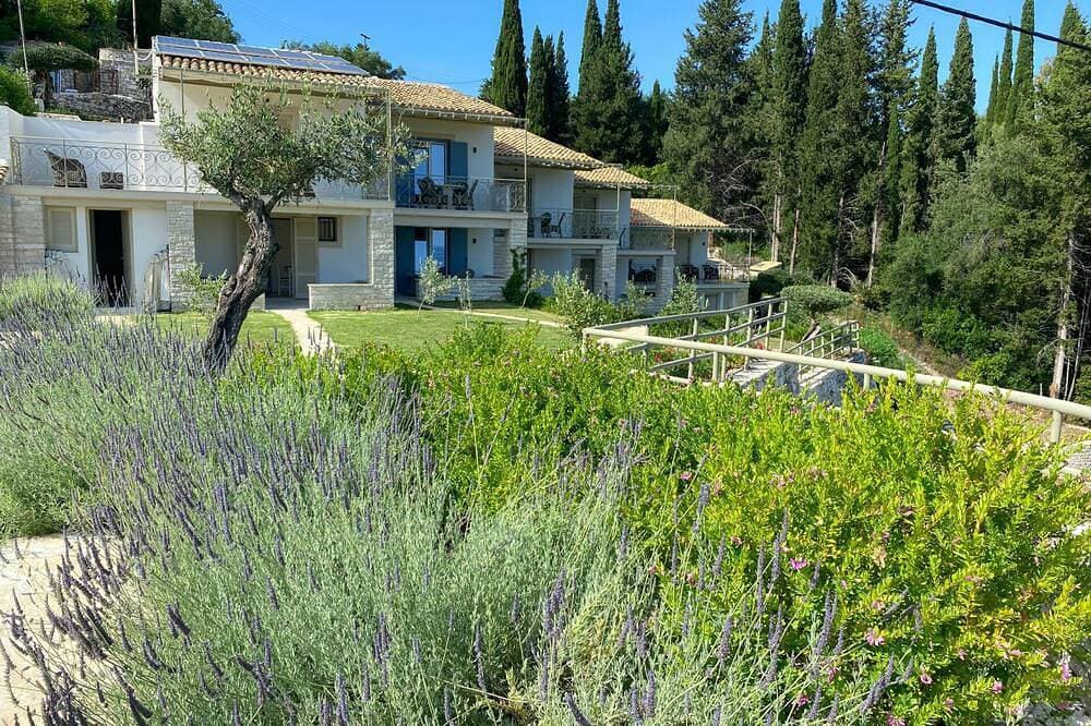Foto 12 von 30: N-E Küste / Paleopetres Kalami Luxussuite Kvi / 200m vom Strand / Meerblick / Pool