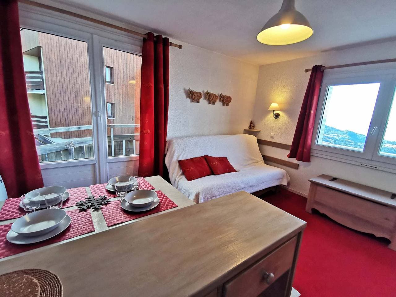 Foto 2 von 14: Überlegenes Studio-Kabine nahe Pisten, 4 Pers, Südbalkon, Skischließfach