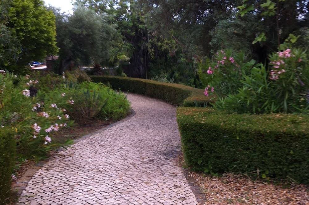 Foto 10 von 30: Fabelhafte Designervilla, Eigener Pool Und Gärten, Erstaunlicher Blick Über Tavira Bis Zum Meer