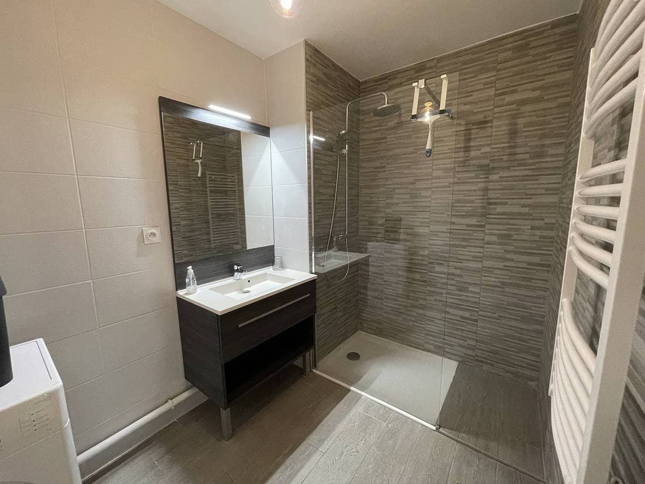 Foto 10 von 11: Elegante Wohnung für 4 Personen mit Garten, Pool und nah am Strand