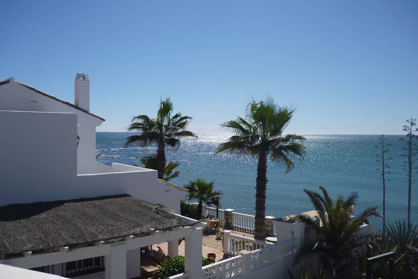 Foto 8 von 18: Fantastic Beachfront Apt El Faro - Arkadia Beach 8