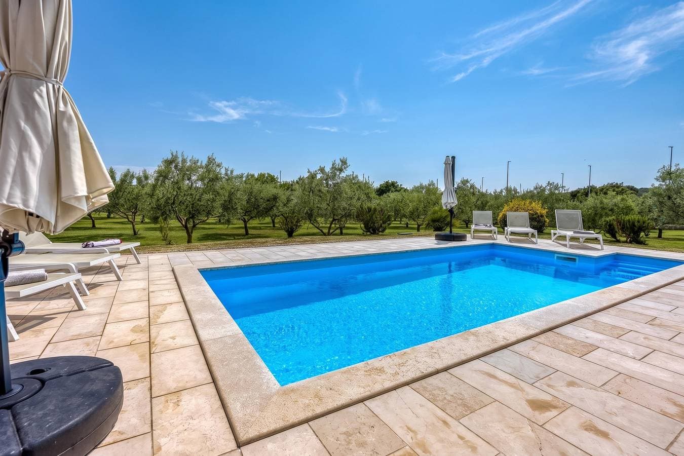 Foto 2 von 42: Sea View Villa Maria With Pool