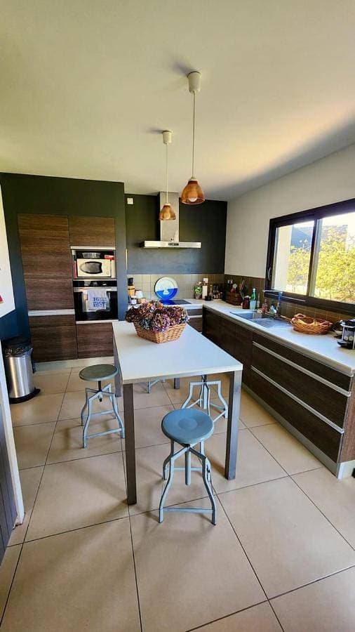 Foto 5 von 19: Three-Bedroom House