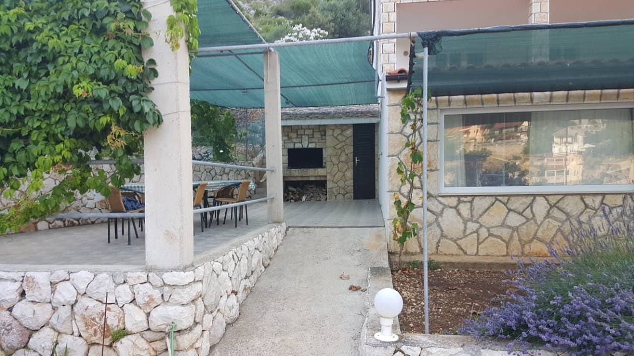 Foto 8 von 21: 1-Zimmer-Ferienwohnung am Strand Bucht Prapatna (Hvar) -d