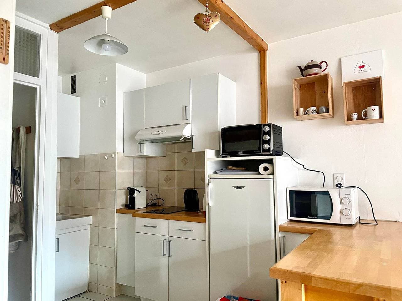 Foto 3 von 16: 2* Studio für 2 mit WLAN und Parkplatz, Zentrumsstation