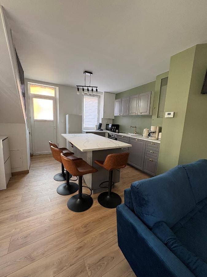 Foto 4 von 24: Two-Bedroom House