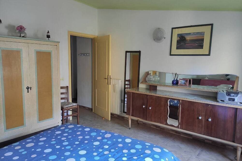 Foto 5 von 30: Mila's House: spacious house between sea and mountains. Maxi rooftop terrace, BBQ, A/C