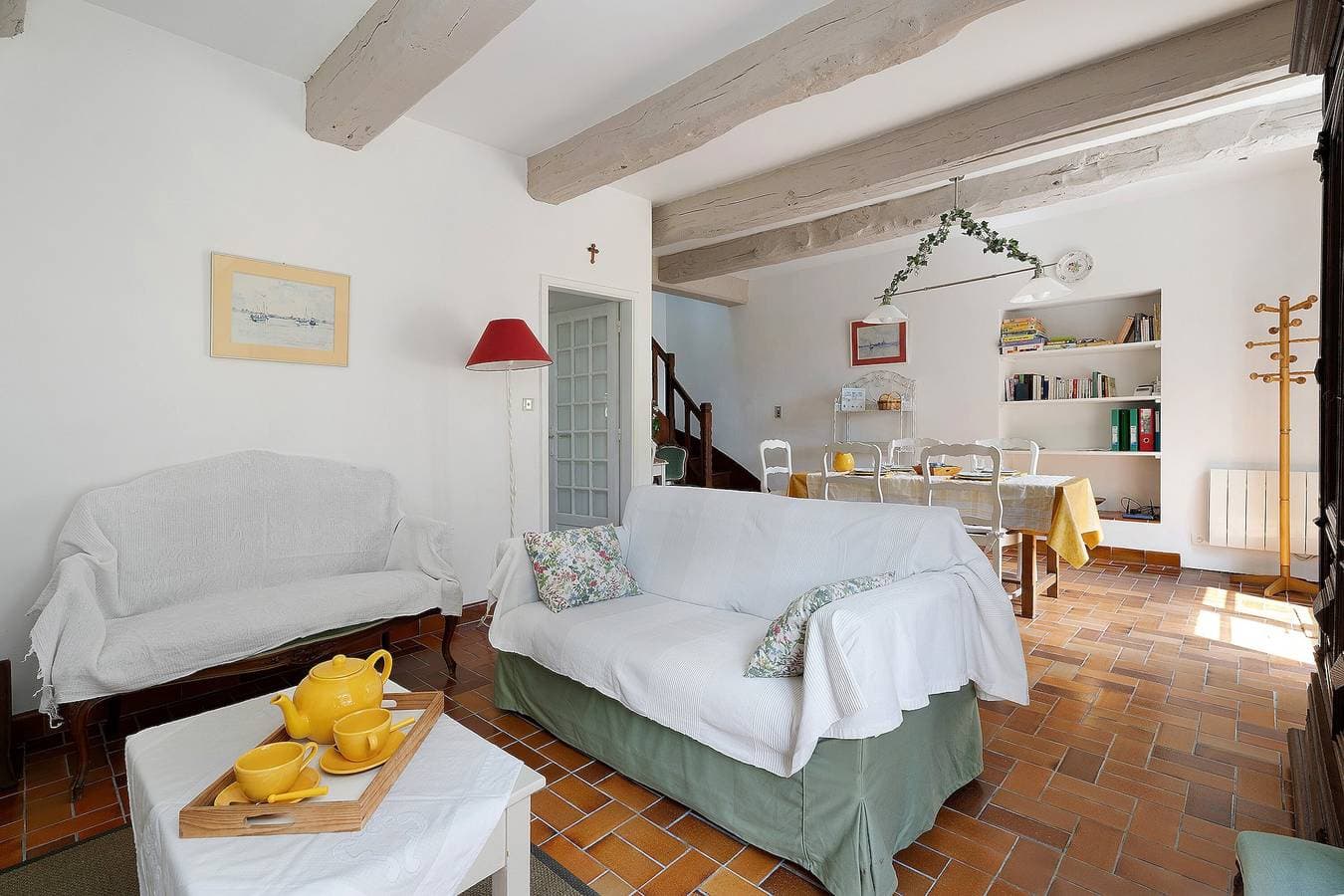 Foto 4 von 35: Ferienhaus „La Ville Es Anougiers“ mit privater Terrasse, Garten und WLAN