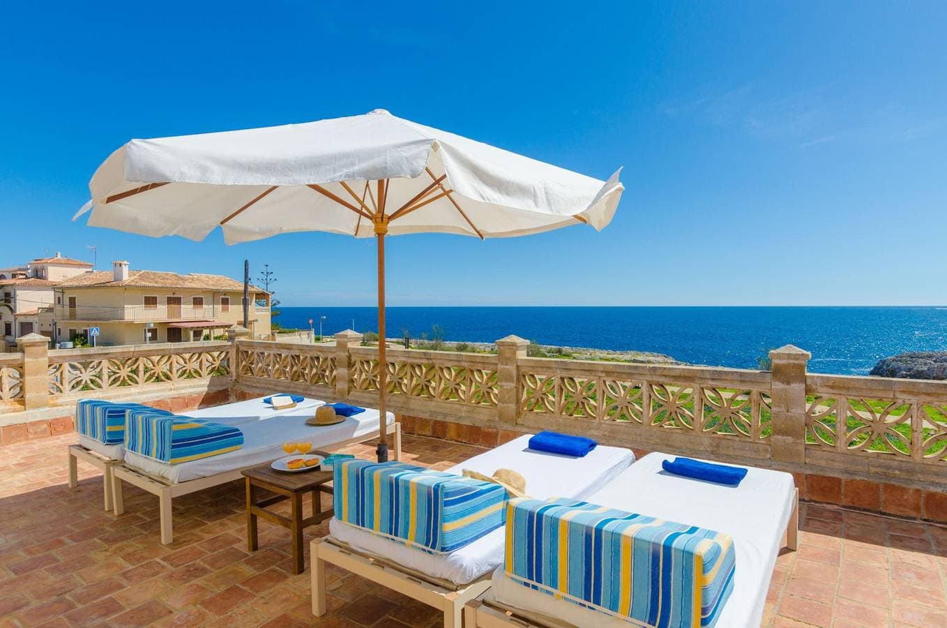 Foto 7 von 63: Can Rosito - Ferienhaus mit Meerblick in Cala Morlanda. WiFi gratis