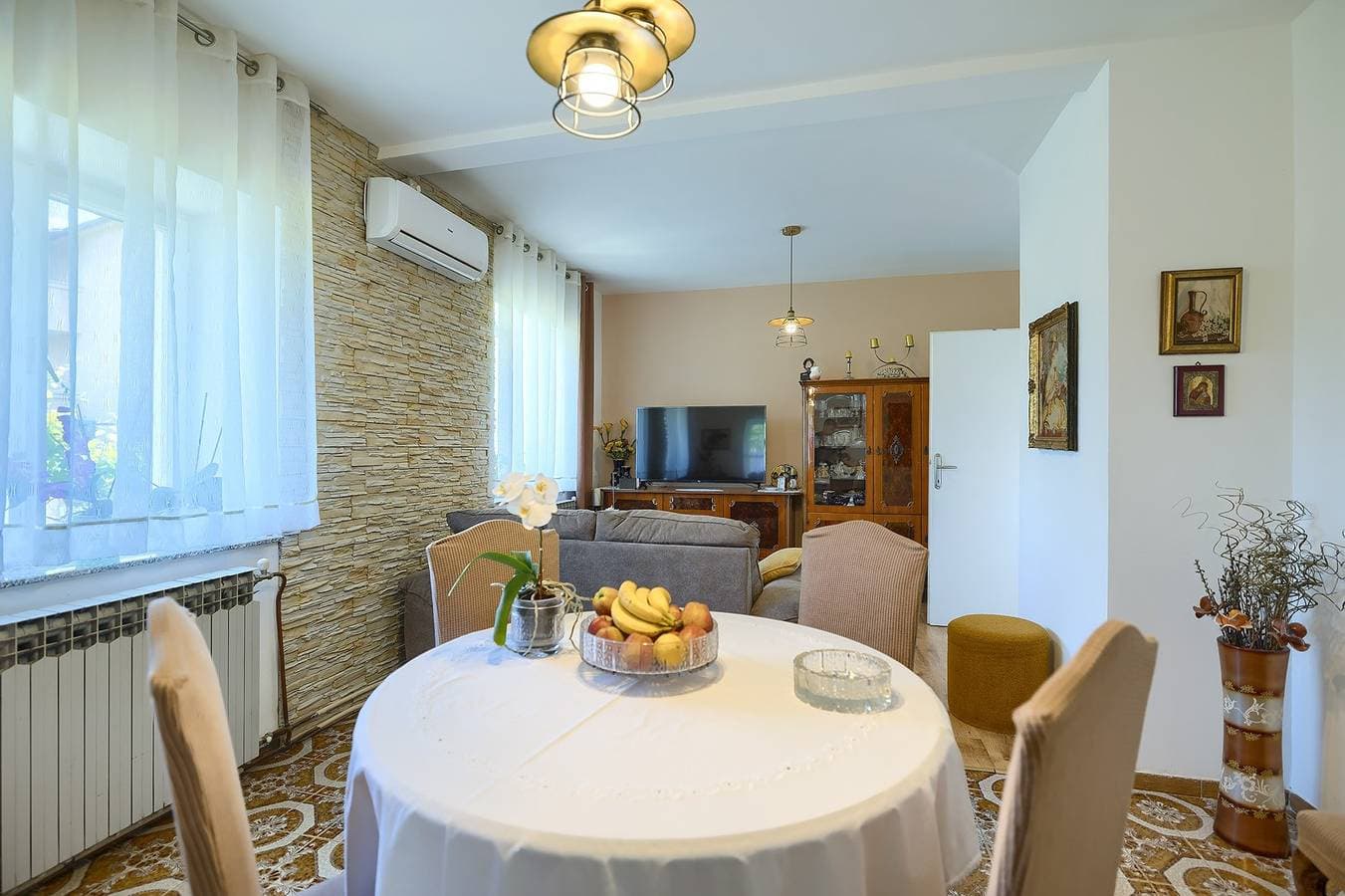 Foto 5 von 23: Apartment Dusanka with BBQ and private parking