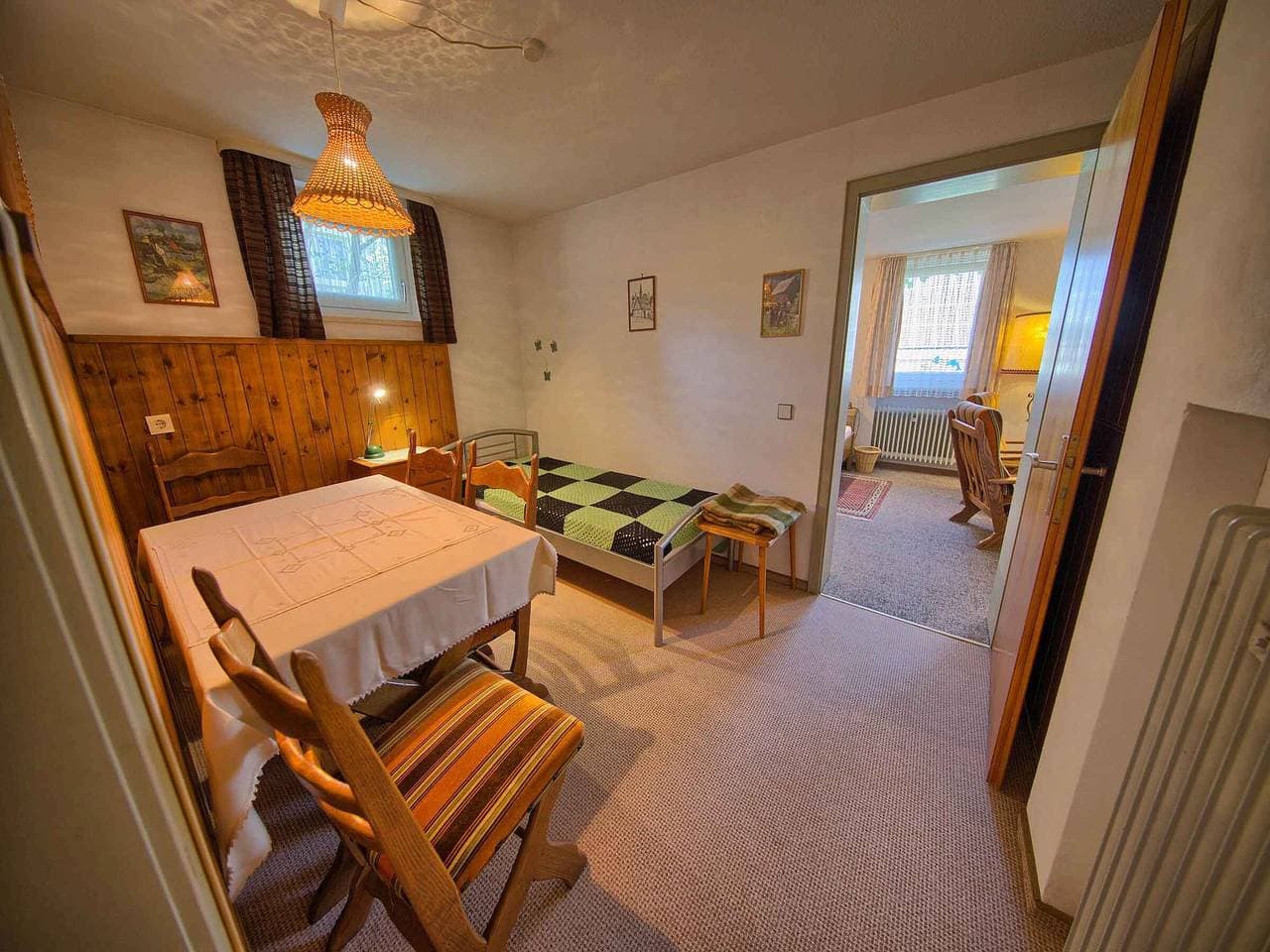 Foto 7 von 18: Ferienwohnung 'Kaltenbach' mit Gemeinschaftsterrasse, Gemeinschaftsgarten und Wi-Fi