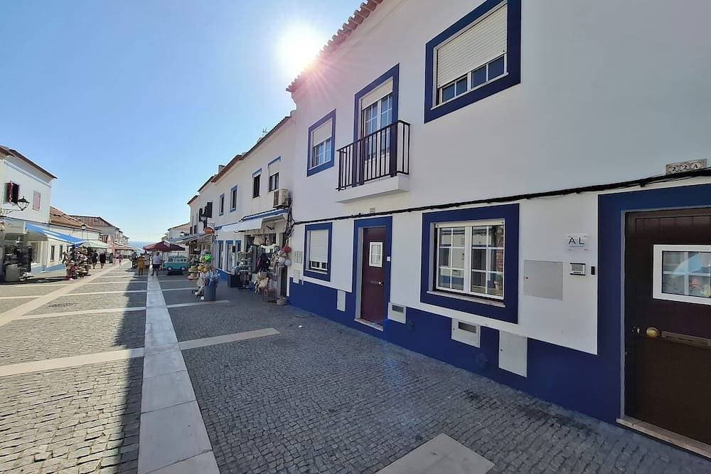 Foto 13 von 28: Casa Areia - Porto Covo, T1-4 people, Sea View, the most central area of the Village