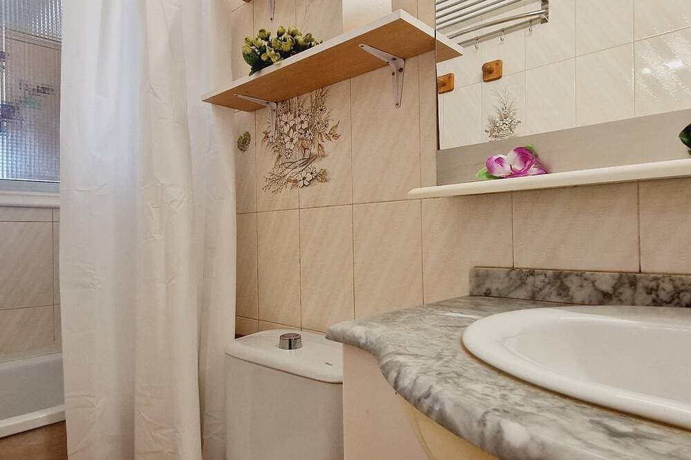 Foto 8 von 29: Beautiful Small Studio on Rooftop, Ocean View