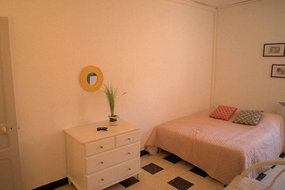 Foto 5 von 15: Confortable 3 Pièces au Centre de Vias