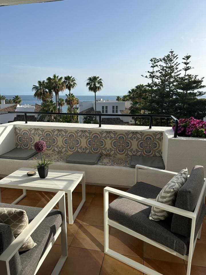 Foto 12 von 73: Three Bedroom Apartment with Sea View