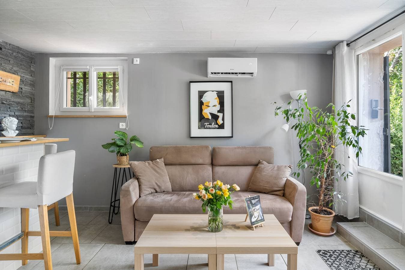 Foto 7 von 20: Villa Nui - Komfortable Wohnung - Sommerterrasse und privater Parkplatz.