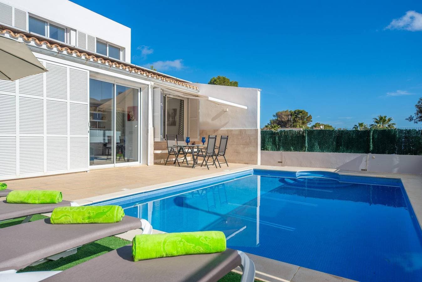 Domus Genti - Ferienhaus mit privaten Pool in Son Serra De Marina. WiFi gratis. 1