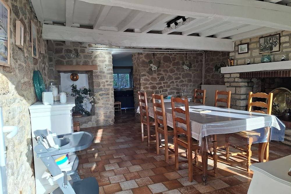 Foto 13 von 30: Quiet fisherman's cottage, 400 m from beach, sea view. Ideal for families