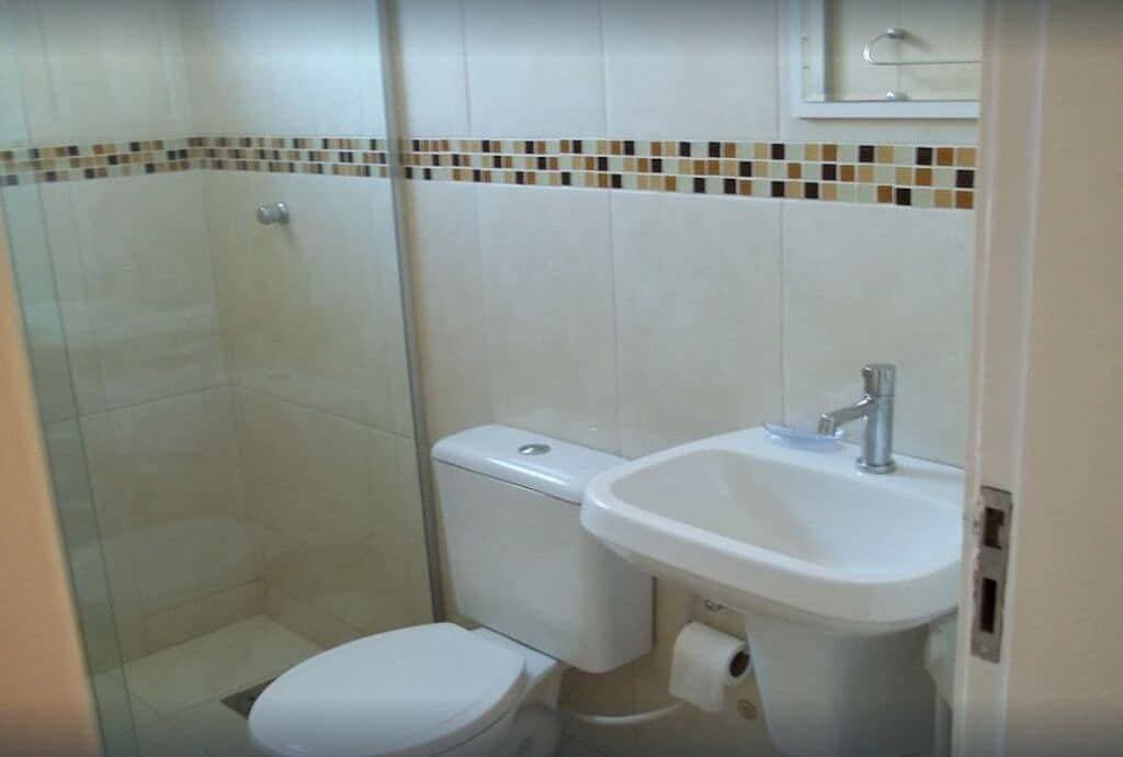 Foto 9 von 11: Near Praia do Forte, Wi-Fi and parking available! Quiet neighborhood! Less than 100 meters from the beach!