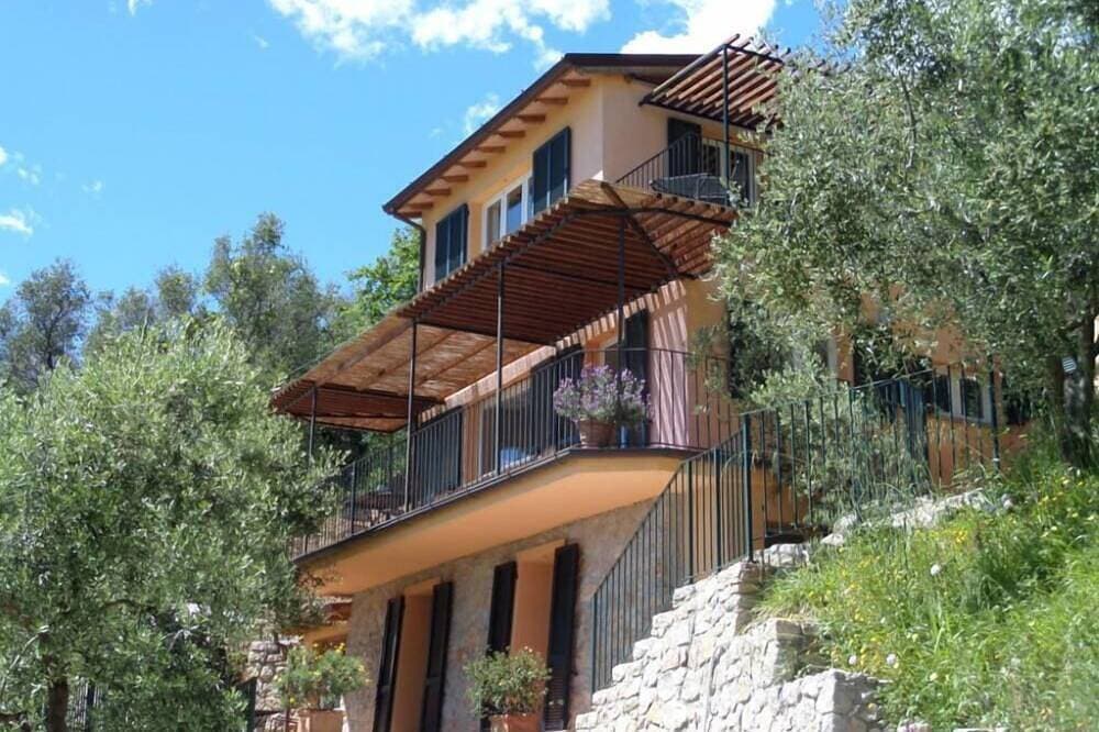Foto 12 von 30: Ulivi House: Anwesen / Landgut - Lerici mit parking und Swimming Pool