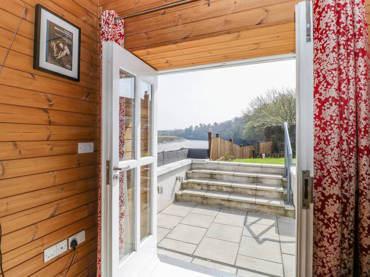 Foto 6 von 28: Cottage für 4 Personen mit Terrasse