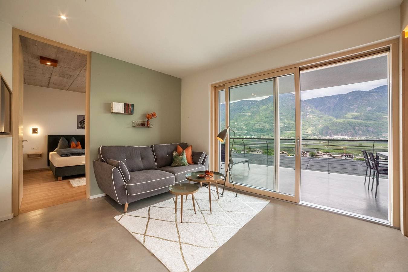 Foto 2 von 32: Ferienwohnung Das Runde mit Bergblick, WLAN, Garten und Terrasse