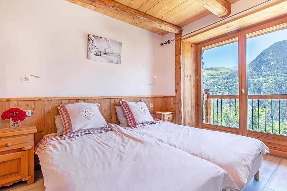 Foto 3 von 25: Landhaus, wifi, skiurlaub an der piste, sauna, terrasse, balkon, parkmöglichkeiten, 170-180m²