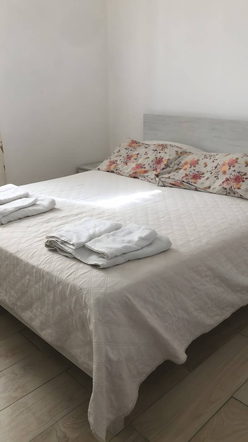 Foto 4 von 32: Zimmer 'Matrimoniale Vicino Al Mare' mit Meerblick, Gemeinschaftspool und gemeinsamer Terrasse