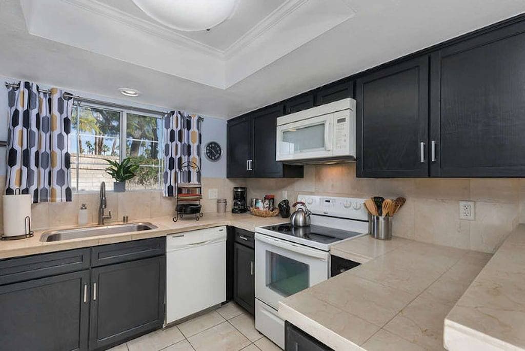Foto 13 von 40: Diese 60 m² große Unterkunft mit 1 Schlafzimmer und 1 Bad befindet sich in Palm Springs.
