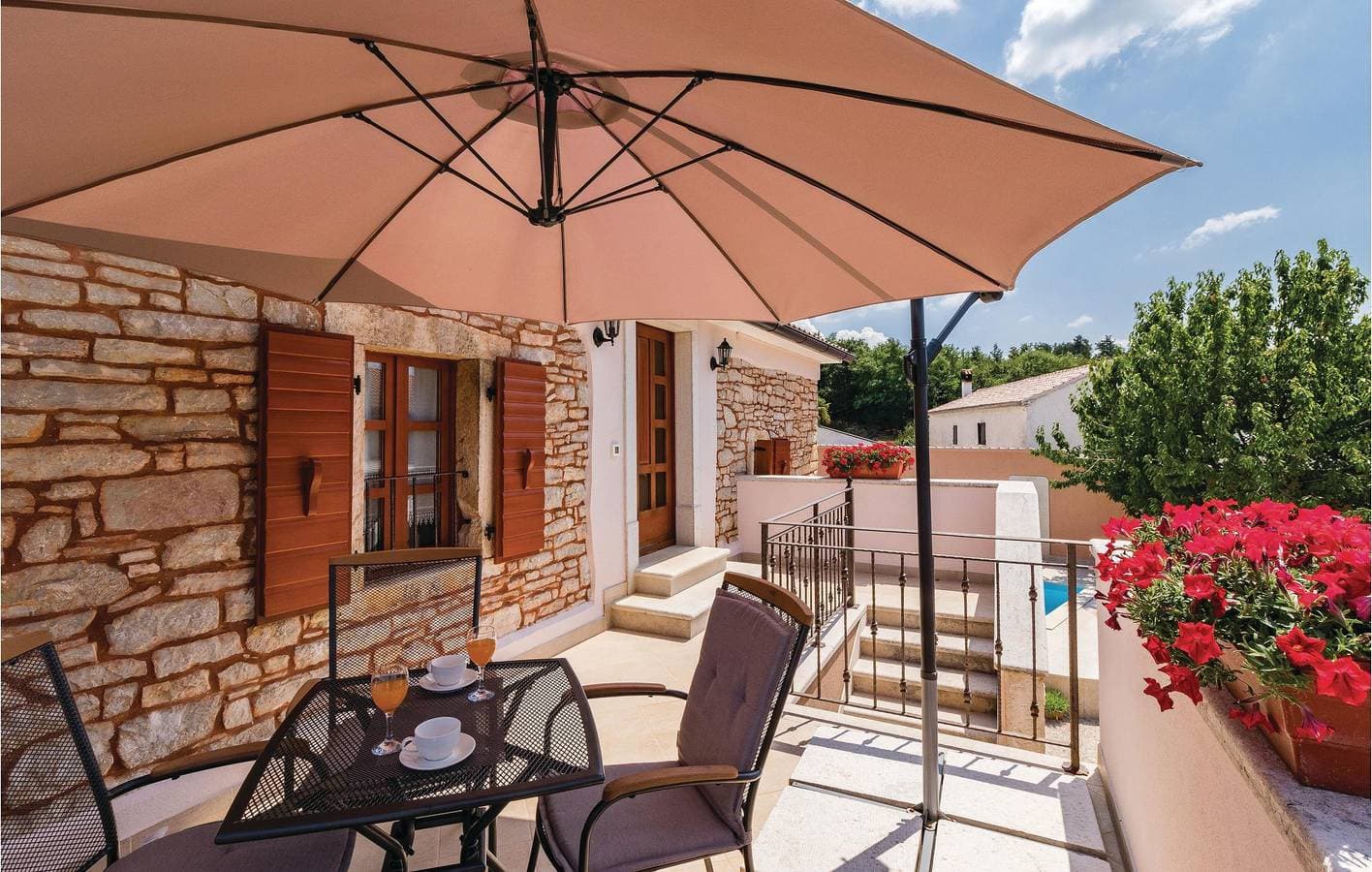 Foto 9 von 35: Modernes Apartment mit einem Schlafzimmer, Terrasse, WLAN und Parkplatz