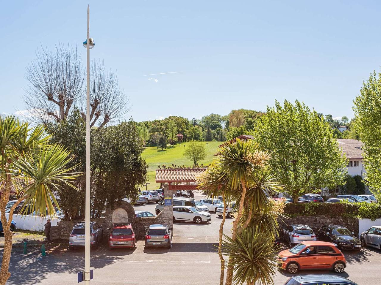 Foto 10 von 16: Studio am Golfplatz mit Terrasse und Parkplatz
