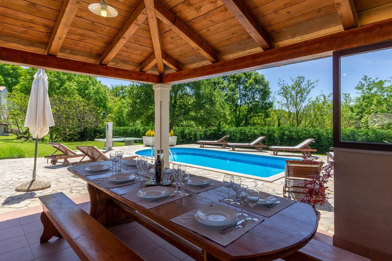 Foto 4 von 53: Villa für 12 Personen mit Pool