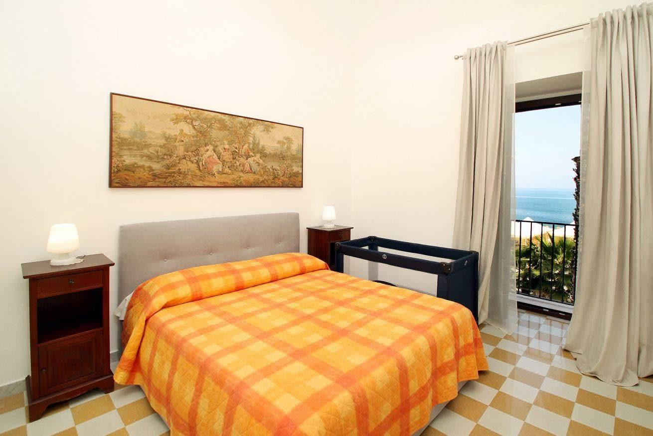 Foto 5 von 25: Dimora Burrafato 2: Historische Residenz direkt am Meer