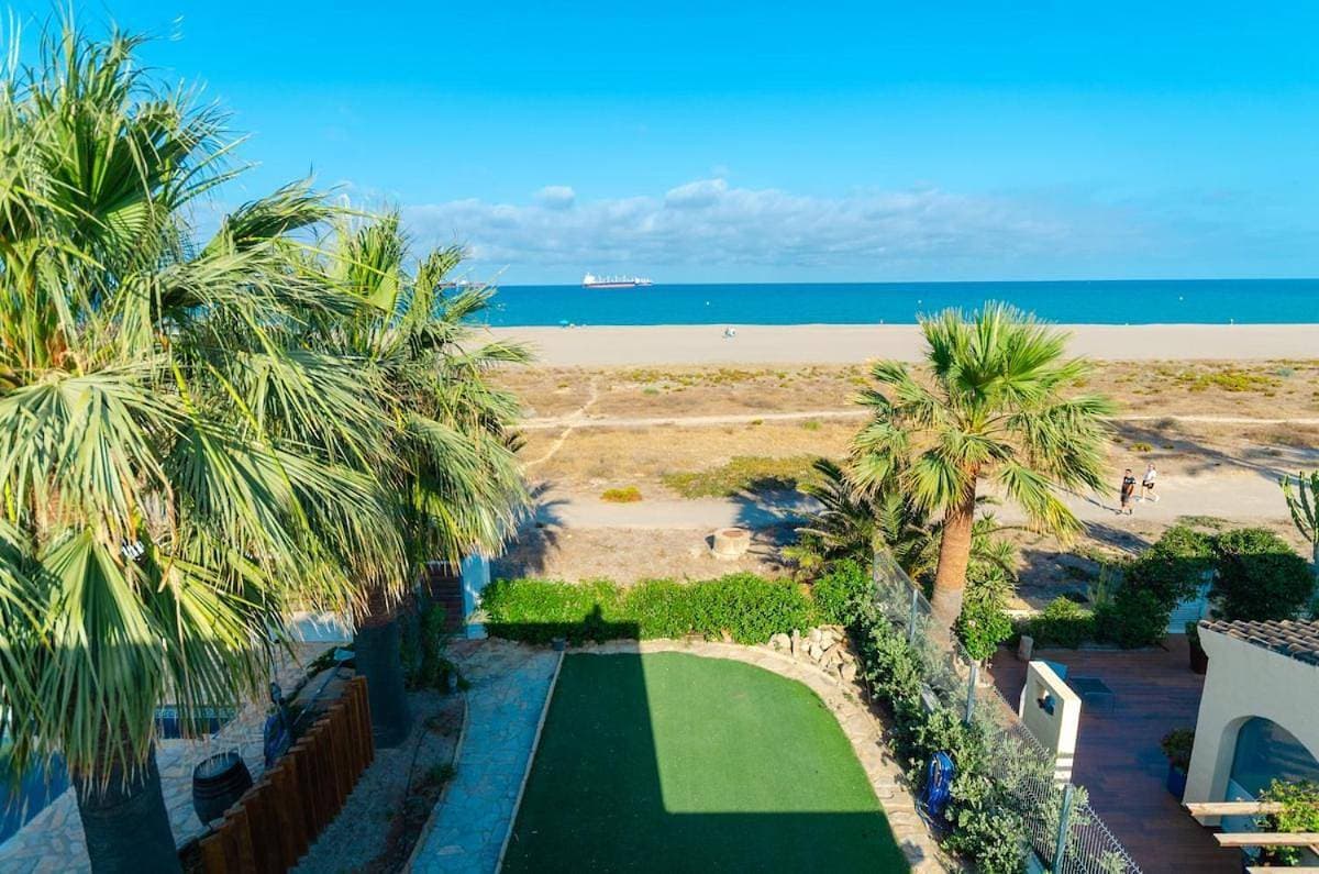 Levante 16, Chalet, 1ª línea, Puerto Rey 1