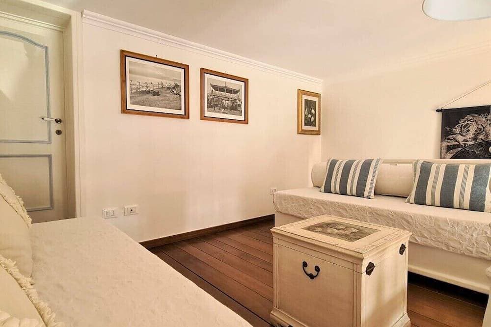 Foto 6 von 30: Comfortable apartment with outdoor patio on the Viareggio seafront