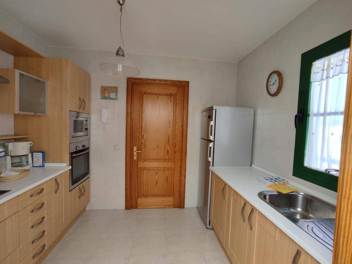 Foto 5 von 15: One-Bedroom Apartment