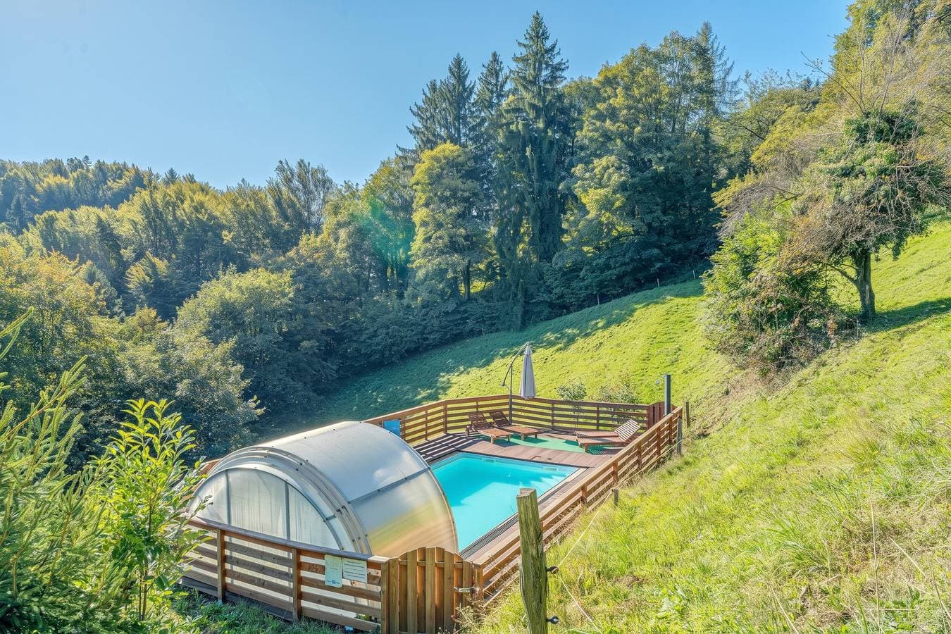 Pool & Wellness Chalet Sunshine 1