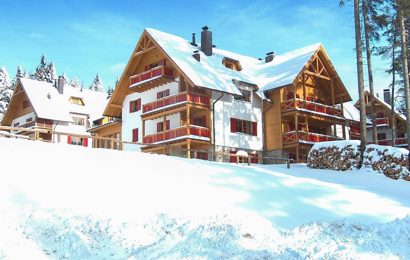 Foto 3 von 25: Ferienwohnung für 7 Personen mit Terrasse
