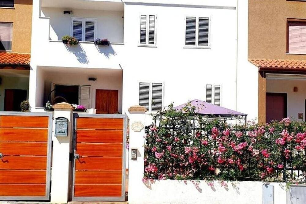 Porto Frailis Apartment 1