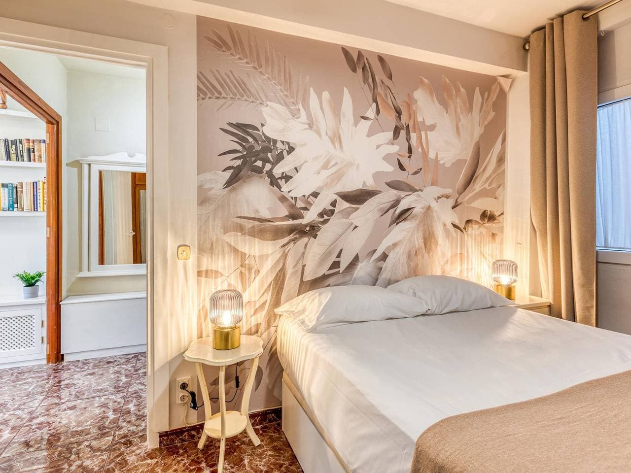 Foto 4 von 12: Zentrales Apartment mit Wohnzimmer, Küche, Schlafzimmer und Bad - Estepona