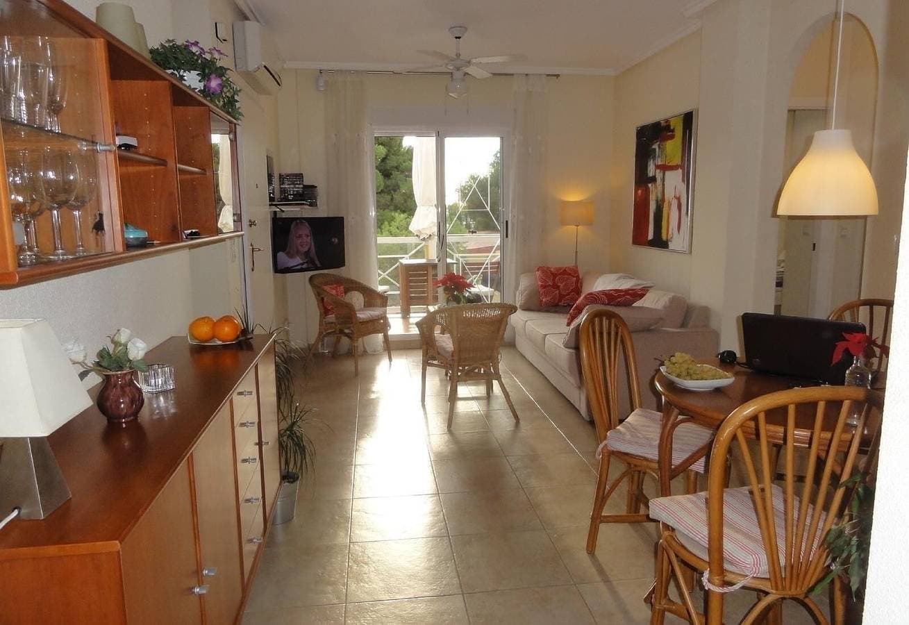 Foto 2 von 31: Ferienhaus 'Casa de Sonrisa' mit Pool zur gemeinsamen Nutzung, WLAN, Garten & Terrasse
