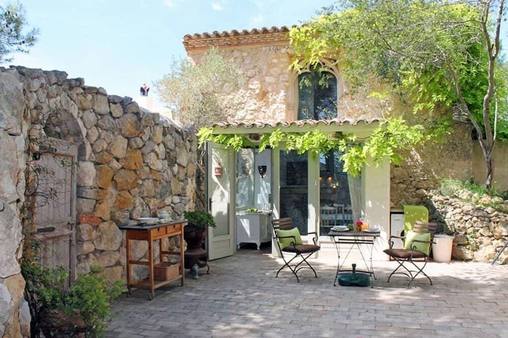 Häuschen Jasmin bei Masia Nur Sitges 1