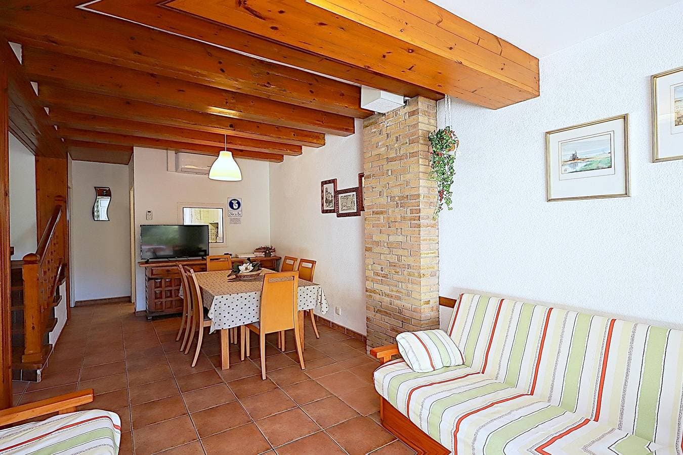 Foto 10 von 39: Villa Isamar – Villa mit privatem Pool für 6 Personen, nur 200 Meter vom Strand Canyelles entfernt